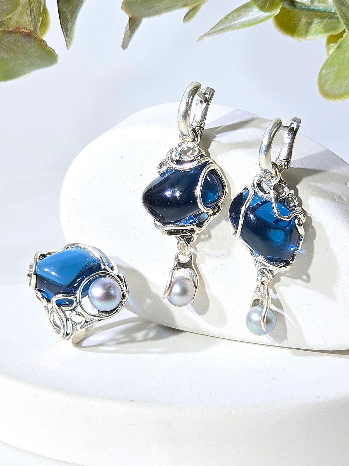 Серебряное кольцо