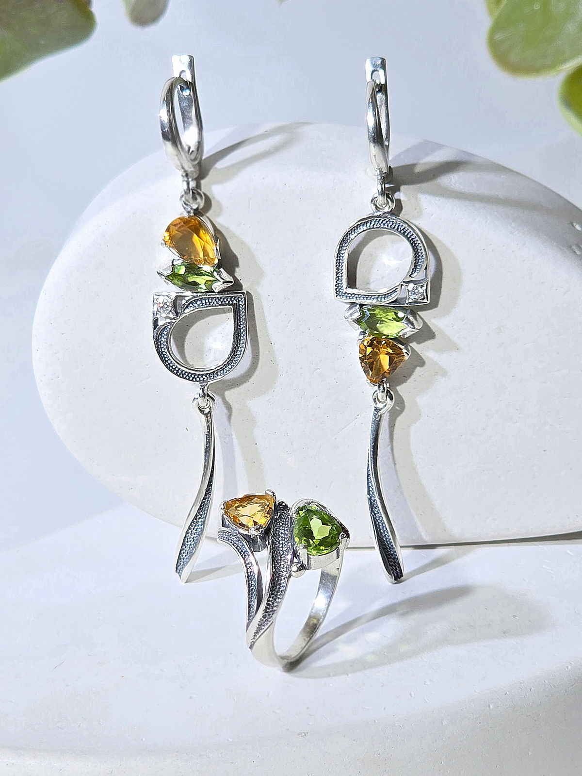 Серебряное кольцо