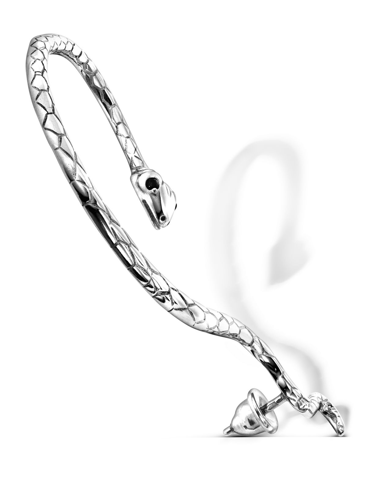 Серебряная серьга