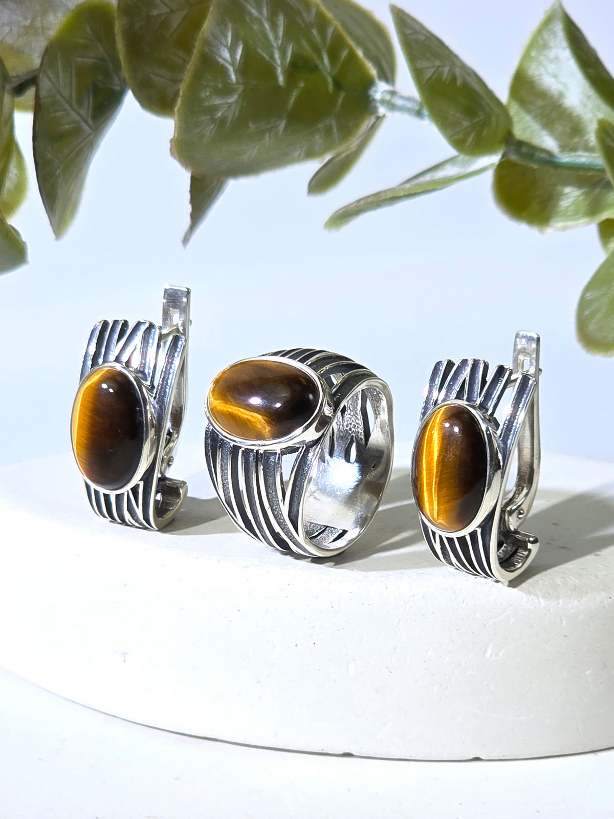 Серебряные серьги ETERI с тигровым глазом