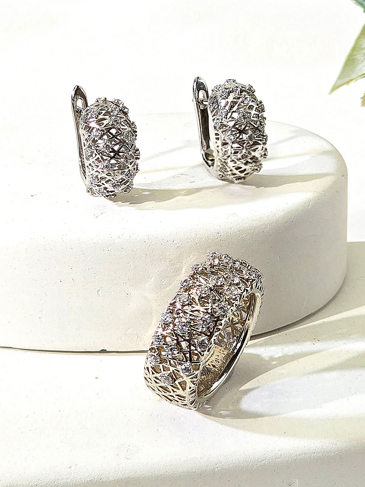 Серебряное кольцо
