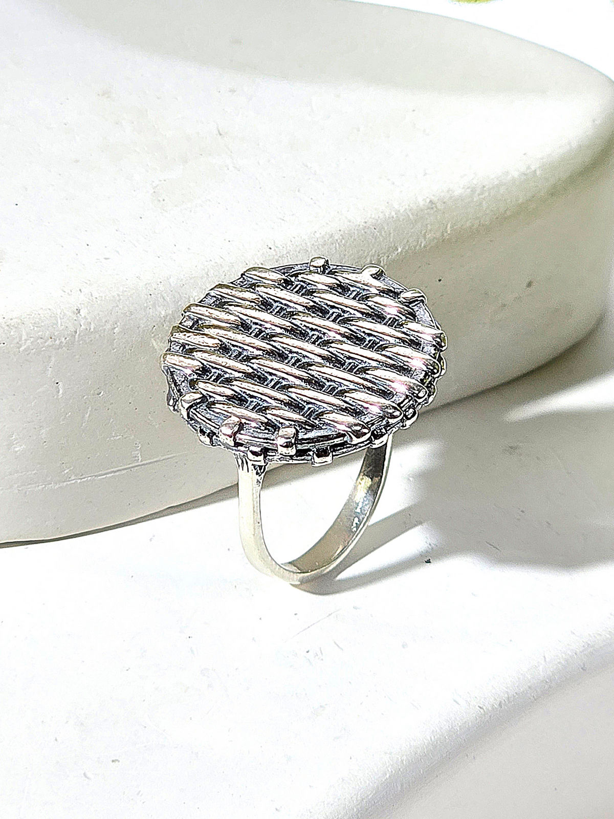 Серебряное кольцо ETERI