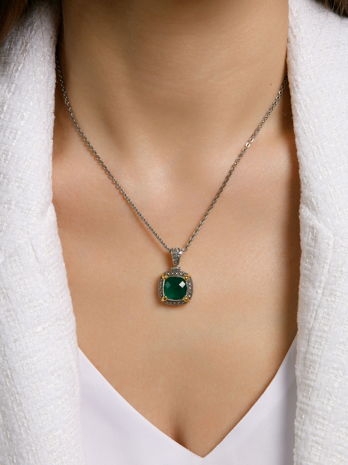 Серебряный кулон на цепи ALEXANDRE VASSILIEV с зеленым агатом, марказитами Swarovski  и позолотой