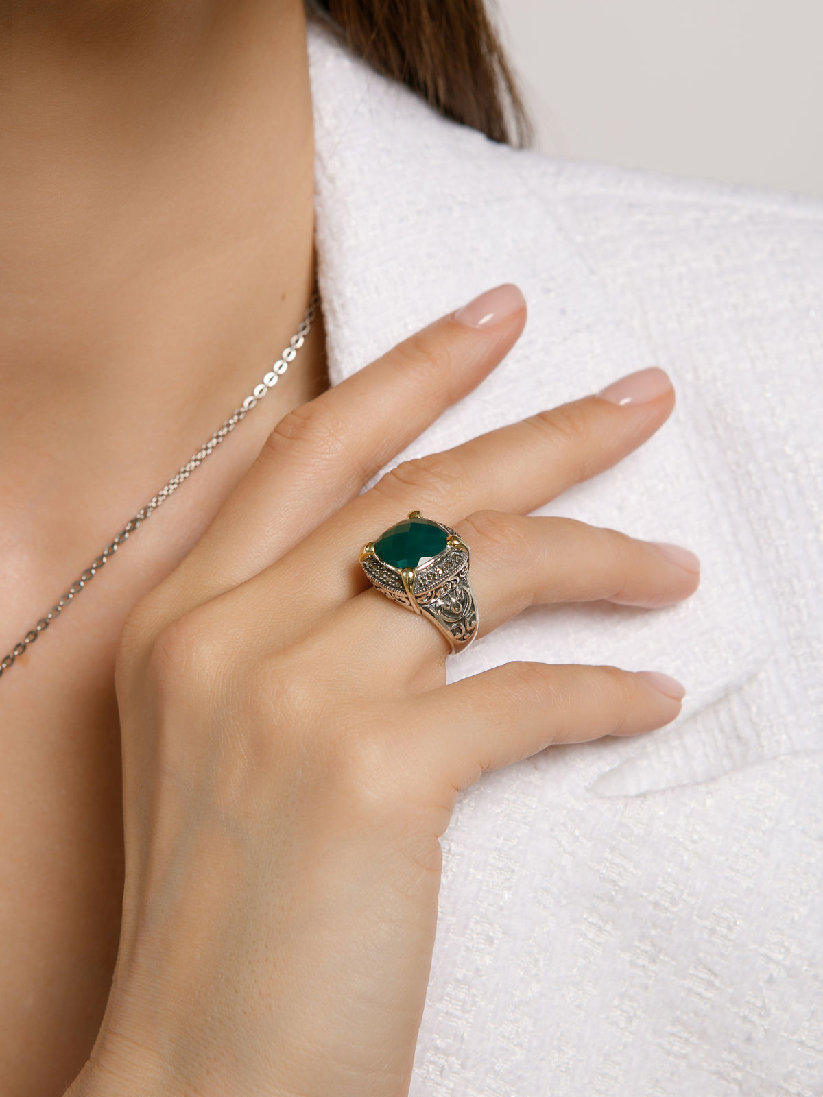Серебряное кольцо ALEXANDRE VASSILIEV с зеленым агатом, марказитами Swarovski и позолотой