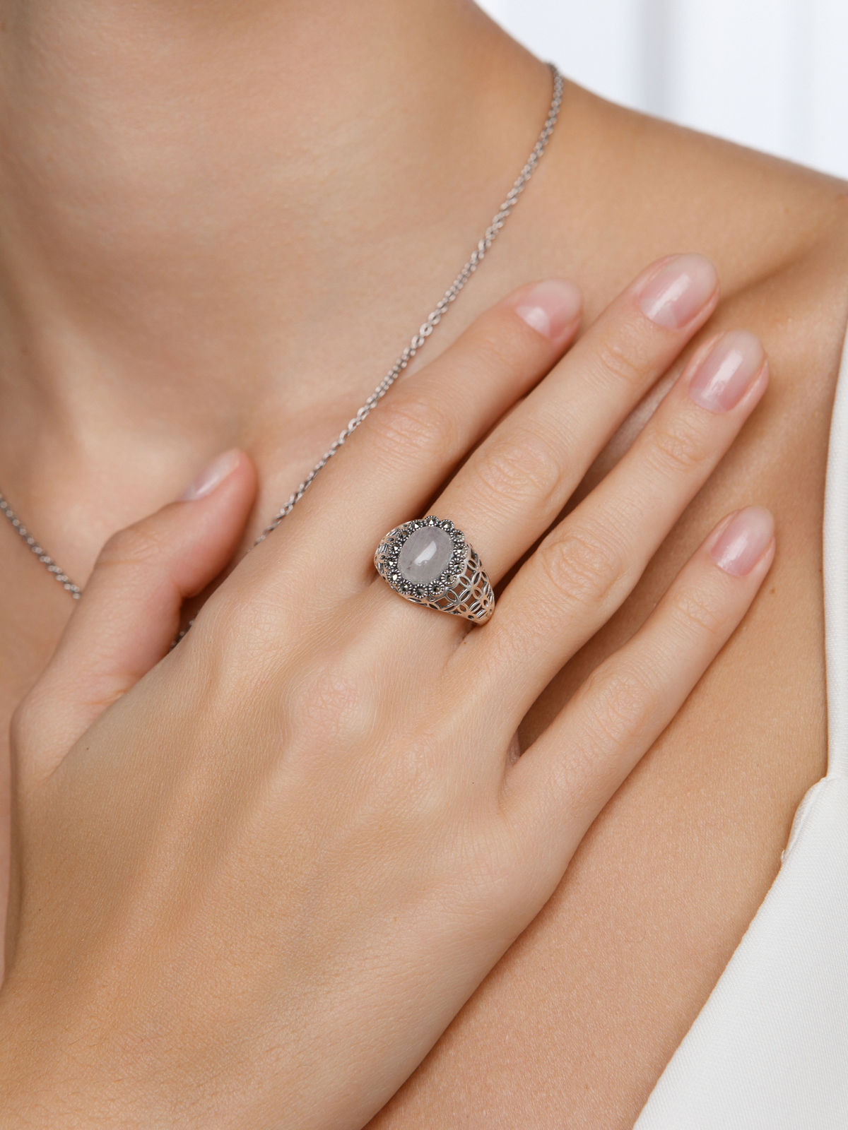 Серебряное кольцо ALEXANDRE VASSILIEV с лунным камнем и марказитами Swarovski