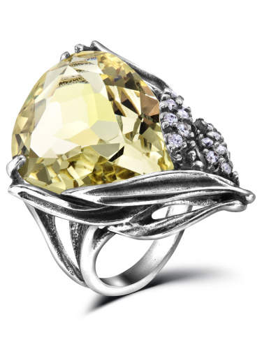Серебряное кольцо с  фианитом