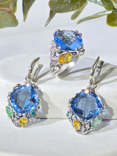 Серебряное кольцо ETERI с фианитами