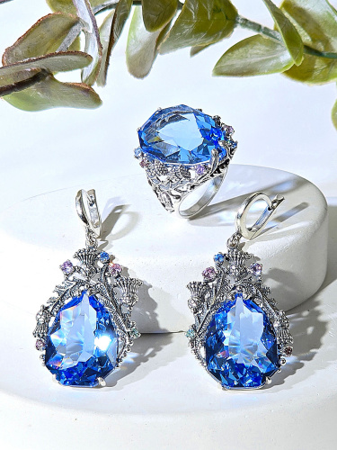 Серебряное кольцо ETERI с фианитами