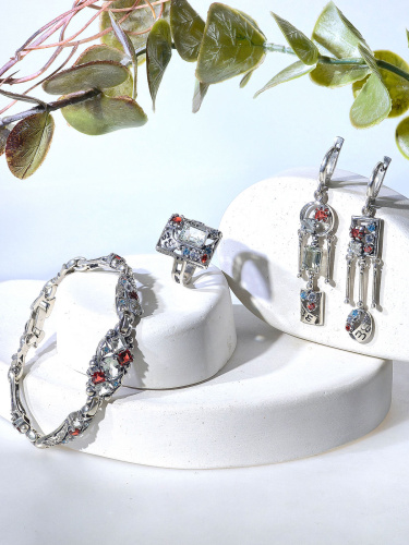 Серебряное кольцо