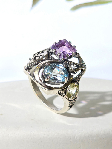 Серебряное кольцо ETERI с топазом, аметистом и лимонным кварцем