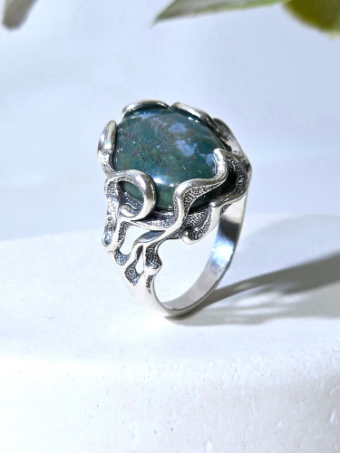 Серебряное кольцо