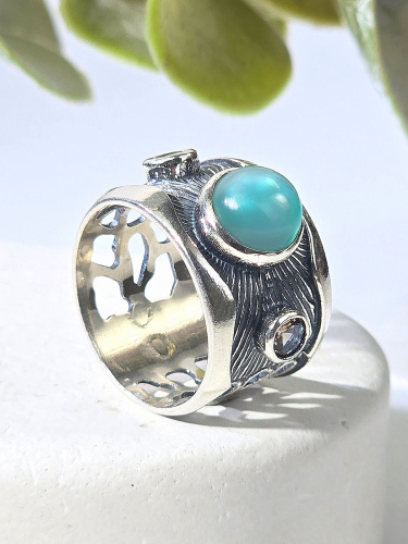 Серебряное кольцо