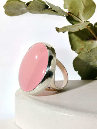 Серебряное кольцо с халцедоном