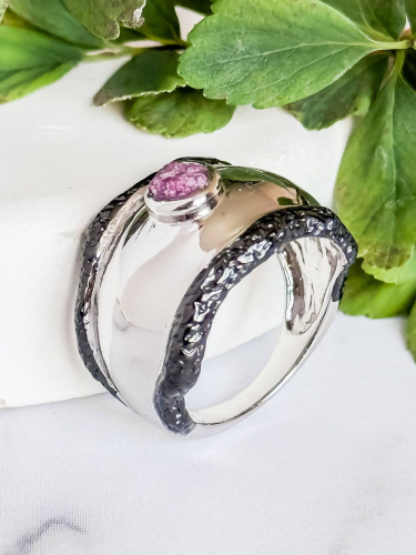 Серебряное кольцо