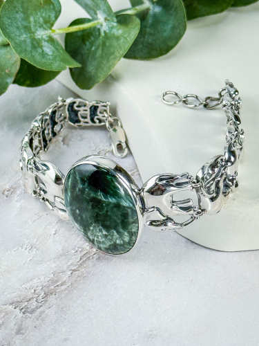 Серебряный браслет ETERI с клинохлором