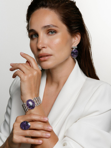 Серебряные серьги с чароитом