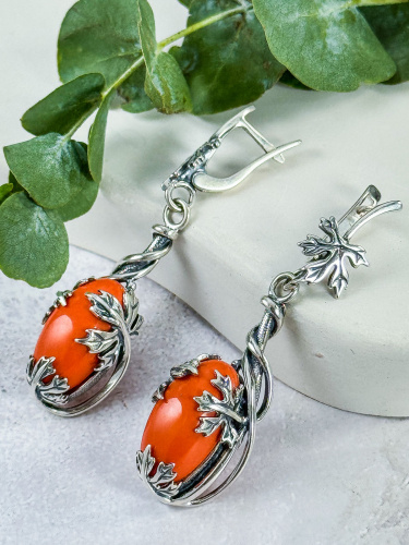 Серебряные серьги ETERI с кораллом