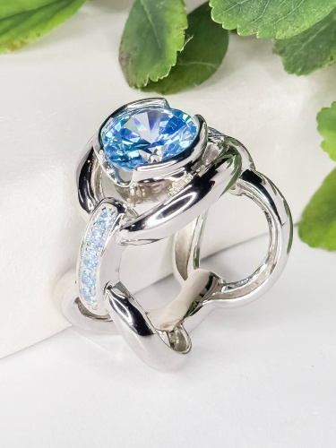Серебряное кольцо