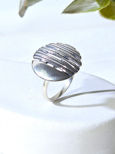 Серебряное кольцо ETERI