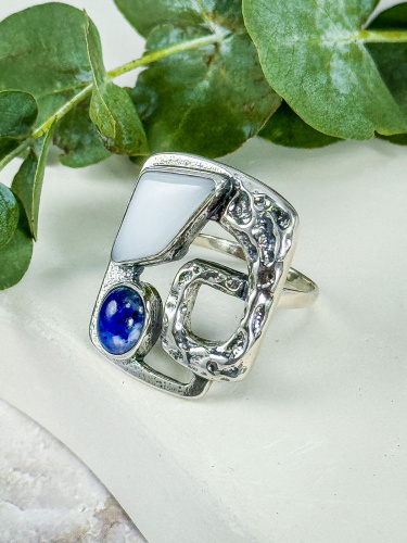 Серебряное кольцо