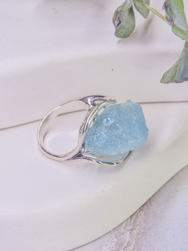 Серебряное кольцо с аквамарином