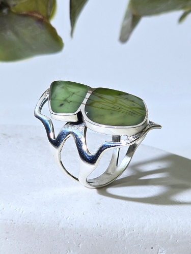 Серебряное кольцо