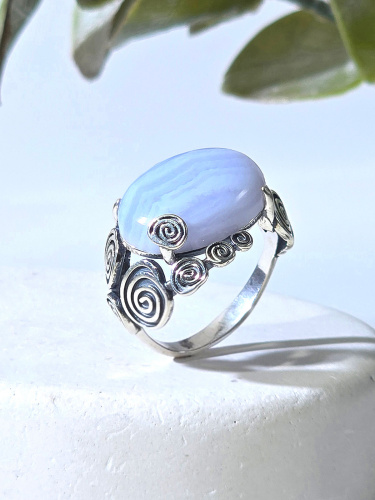 Серебряное кольцо