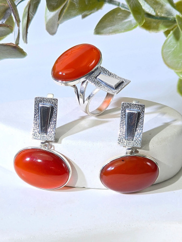 Серебряное кольцо