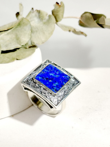 Серебряное кольцо