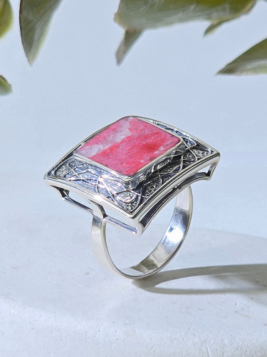 Серебряное кольцо