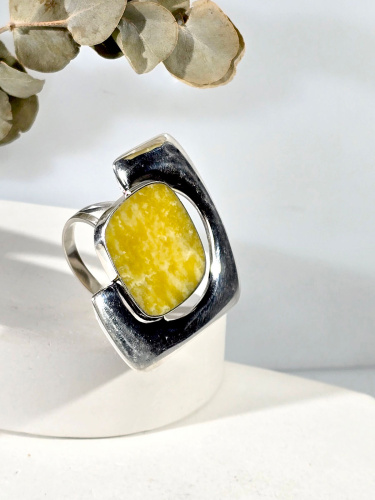 Серебряное кольцо ETERI с лизардитом