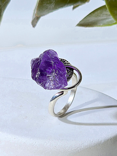 Серебряное кольцо ETERI с аметистом