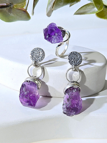 Серебряное кольцо ETERI с аметистом