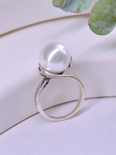 Серебряное кольцо