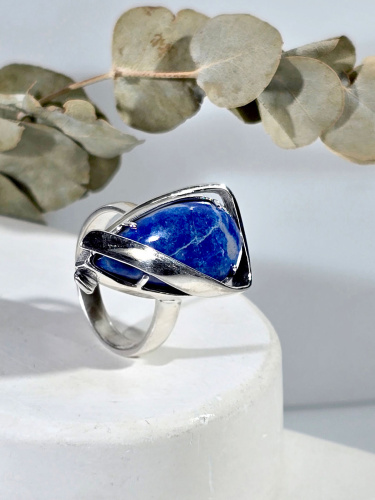 Серебряное кольцо