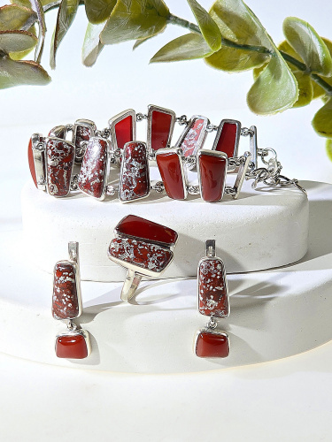 Серебряное кольцо ETERI с сердоликом и яшмой