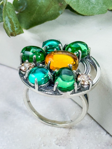 Серебряное кольцо