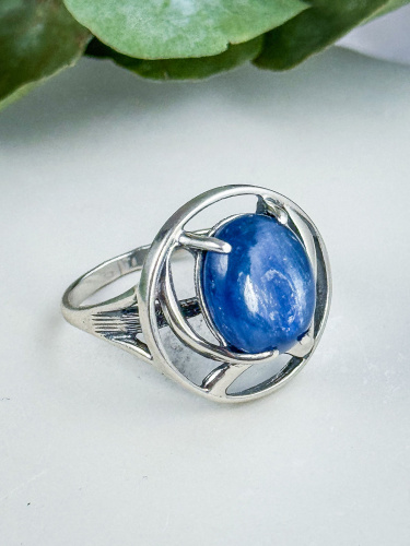 Серебряное кольцо ETERI с кианитом