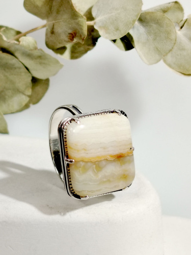 Серебряное кольцо