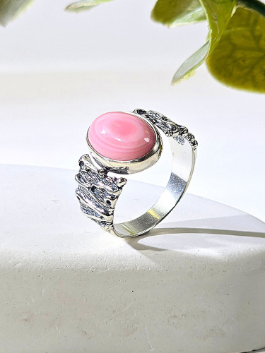 Серебряное кольцо ETERI с кораллом