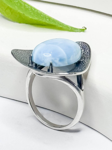Серебряное кольцо