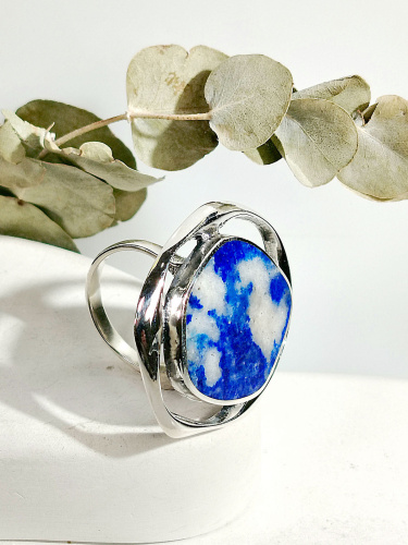 Серебряное кольцо