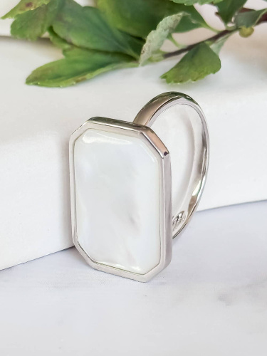 Серебряное кольцо