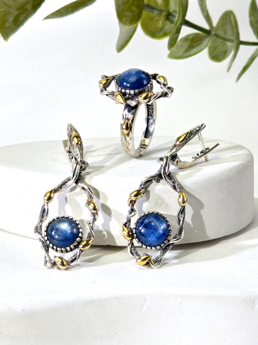 Серебряное кольцо ETERI с кианитом и позолотой