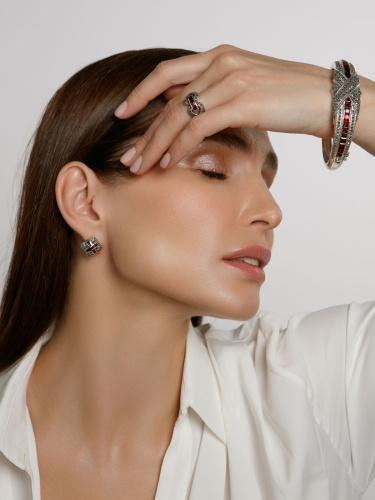 Серебряные серьги ALEXANDRE VASSILIEV с гранатами и марказитами Swarovski