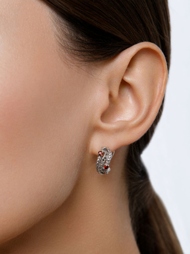 Серебряные серьги ALEXANDRE VASSILIEV с гранатом и марказитами Swarovski