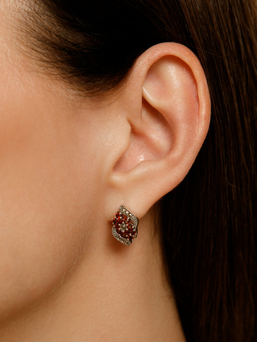Серебряные серьги ALEXANDRE VASSILIEV с гранатами и марказитами Swarovski
