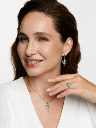 Серебряные серьги ALEXANDRE VASSILIEV с зеленым агатом, микрожемчугом и марказитами Swarovski