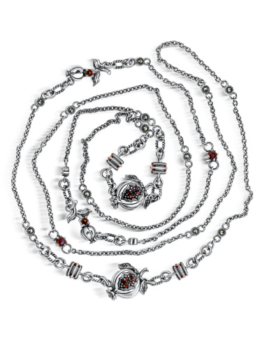 Серебряное колье ALEXANDRE VASSILIEV с гранатами и марказитами Swarovski