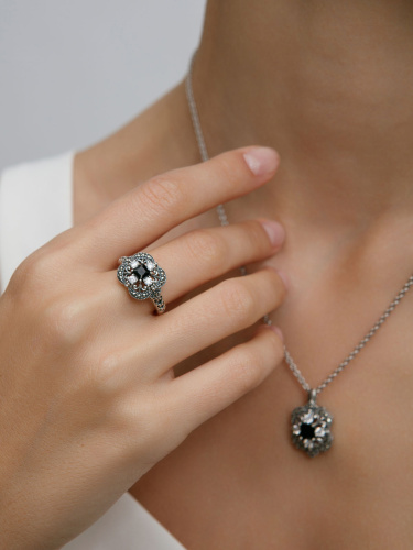 Серебряный кулон ALEXANDRE VASSILIEV с черной шпинелью, фианитами и марказитами Swarovski